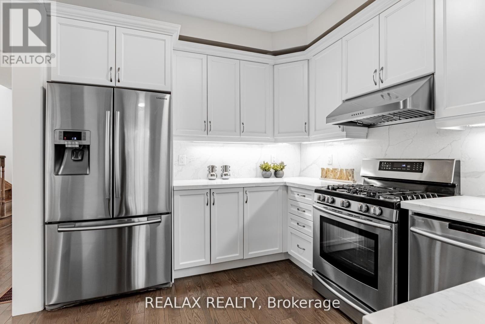 143 Livante Court, Markham (Victoria Square), Ontario  L6C 0T9 - Photo 13 - N12770254