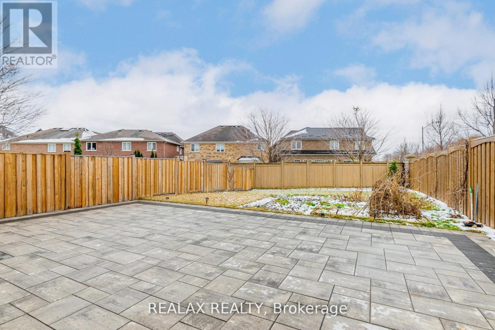 143 Livante Court, Markham (Victoria Square), Ontario  L6C 0T9 - Photo 3 - N12770254