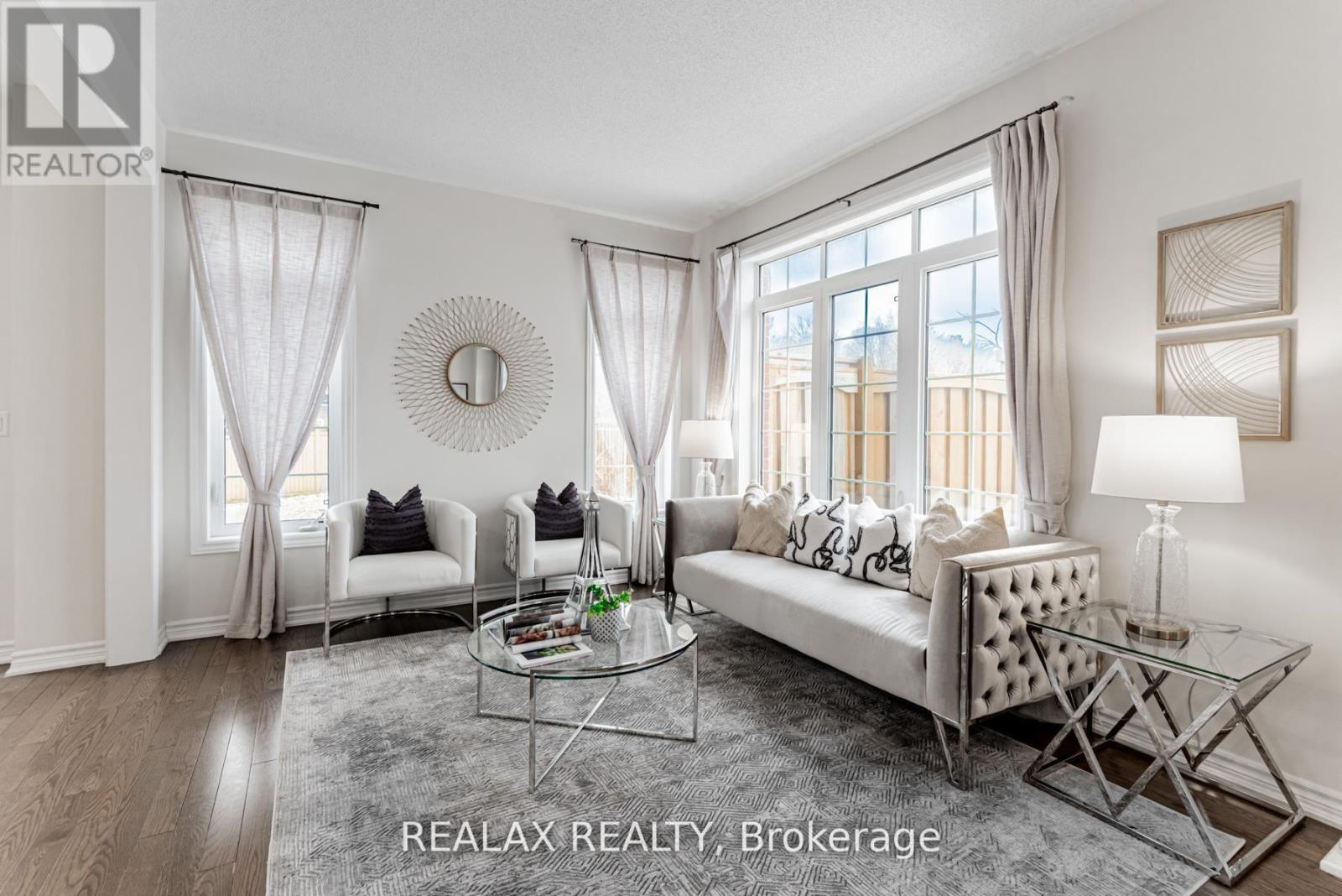 143 Livante Court, Markham (Victoria Square), Ontario  L6C 0T9 - Photo 8 - N12770254