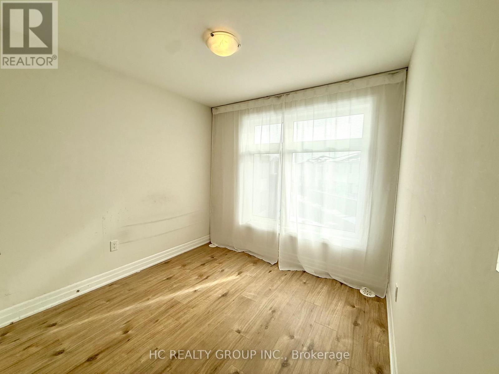 33 Thomas Armstrong Lane, Richmond Hill, Ontario  L4C 3E4 - Photo 9 - N12632490