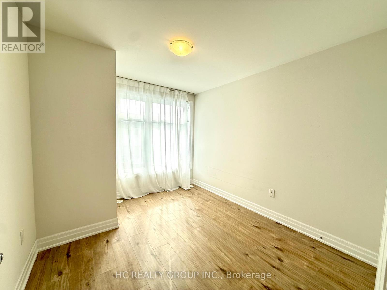 33 Thomas Armstrong Lane, Richmond Hill, Ontario  L4C 3E4 - Photo 11 - N12632490