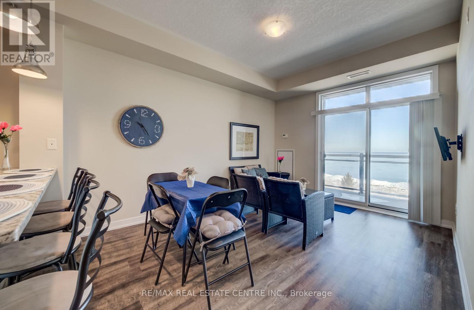 303 - 35 Southshore Crescent, Hamilton (Lakeshore), Ontario  L8E 0J2 - Photo 14 - X12734466