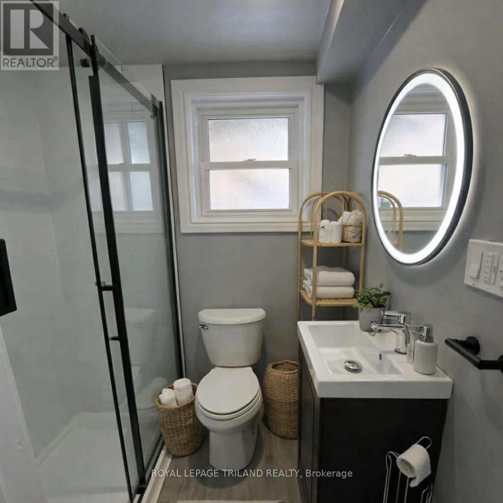 Unit 2 - 181 Ridout Street S, London South (South F), Ontario  N6C 3X8 - Photo 11 - X12601354