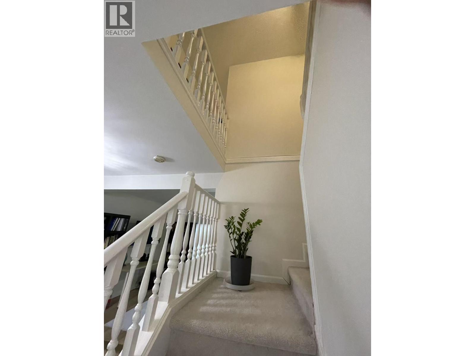 2 1170 Lansdowne Drive, Coquitlam, British Columbia  V3B 5V8 - Photo 8 - R3086435