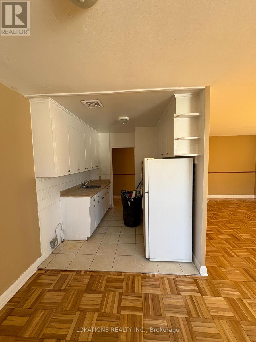 313 - 2135 Avenue Road, Toronto (Bedford Park-Nortown), Ontario  M5M 3M6 - Photo 4 - C12770264