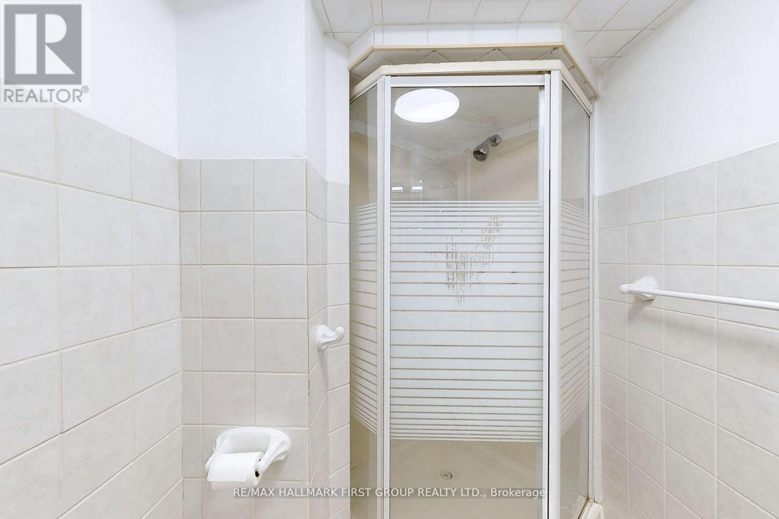 1 Bramwell Drive, Ajax (Central West), Ontario  L1S 5L1 - Photo 19 - E12770258