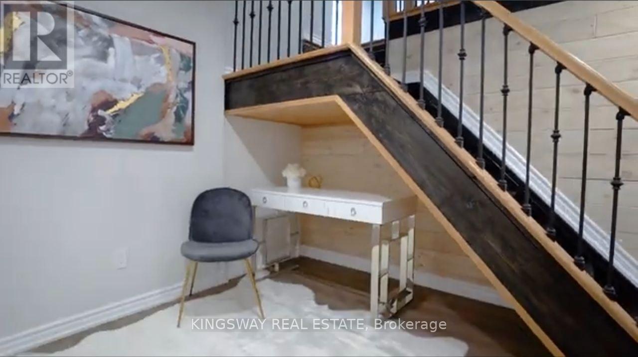 2-945 Vance Crescent, Innisfil, Ontario  L9S 1V5 - Photo 6 - N12770270