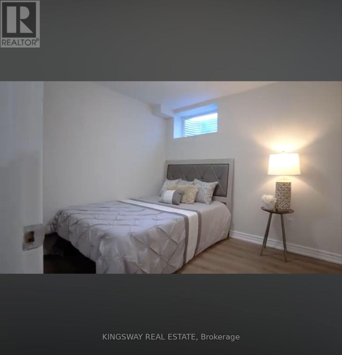 2-945 Vance Crescent, Innisfil, Ontario  L9S 1V5 - Photo 8 - N12770270