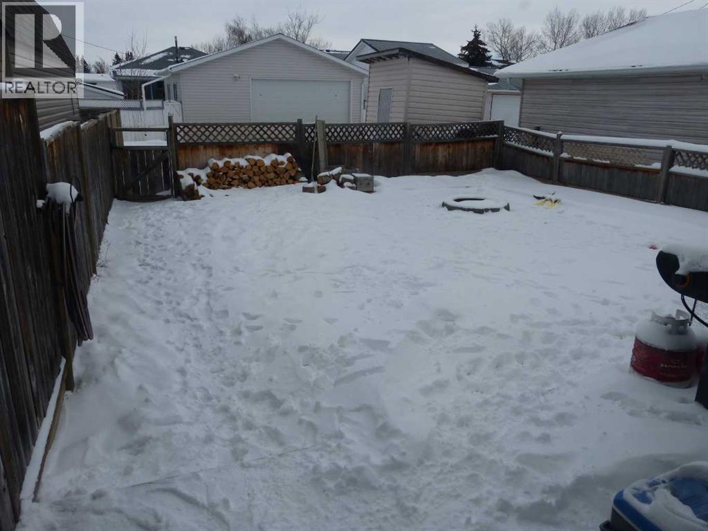 418 9 Street, Beiseker, Alberta  T0M 0G0 - Photo 30 - A2283055