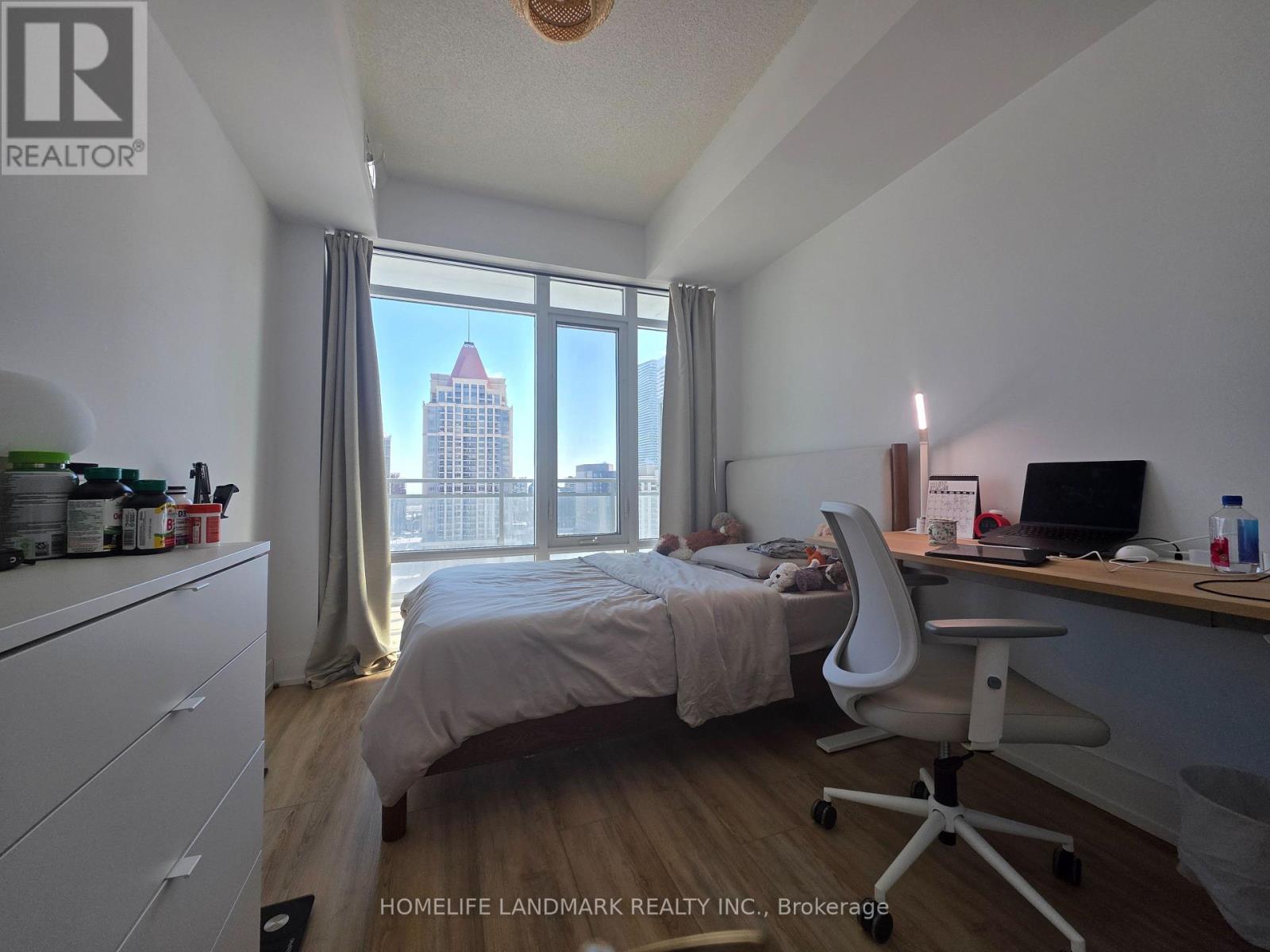 1402 - 365 Prince Of Wales Drive, Mississauga (City Centre), Ontario  L5B 0A1 - Photo 13 - W12770276