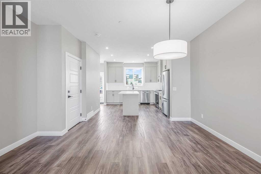 423 Hotchkiss Manor, Calgary, Alberta  T3S 0N3 - Photo 9 - A2283550