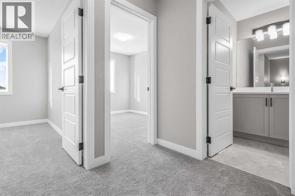 423 Hotchkiss Manor, Calgary, Alberta  T3S 0N3 - Photo 29 - A2283550