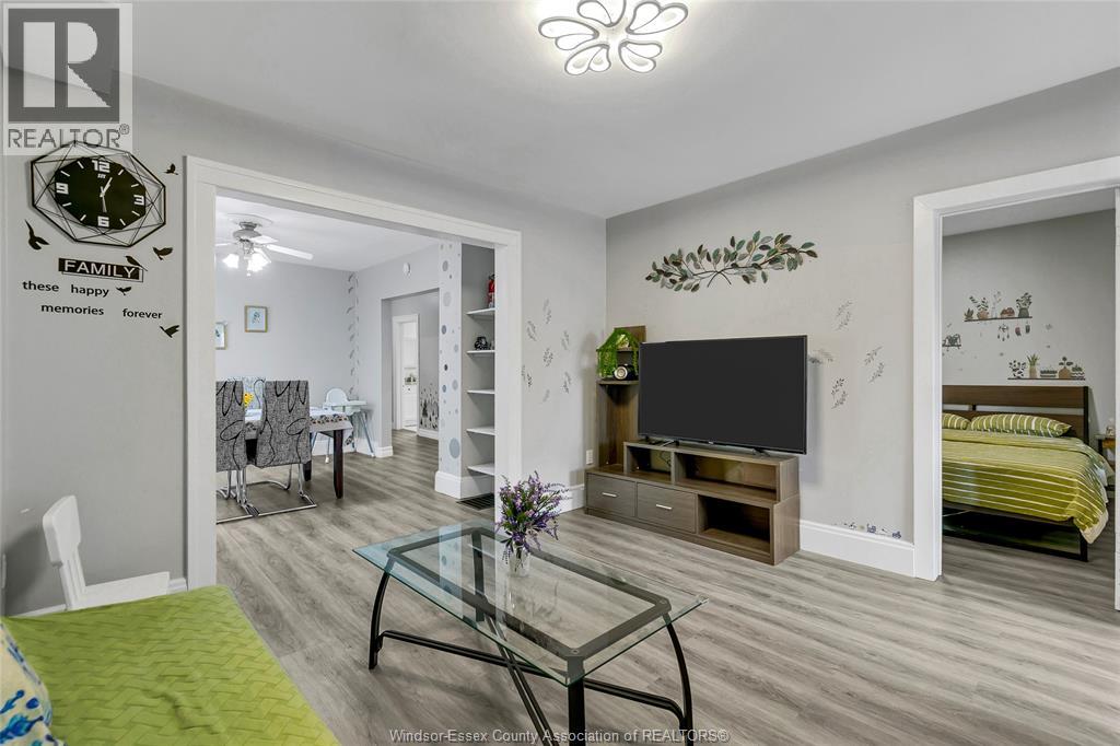 1641 Drouillard, Windsor, Ontario  N8Y 2S4 - Photo 7 - 25031085