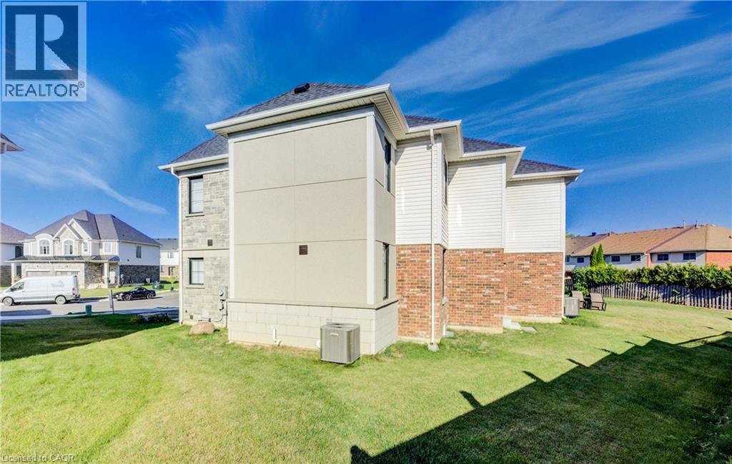 43 Genoa Drive, Hamilton, Ontario  L9B 0K1 - Photo 32 - 40802098