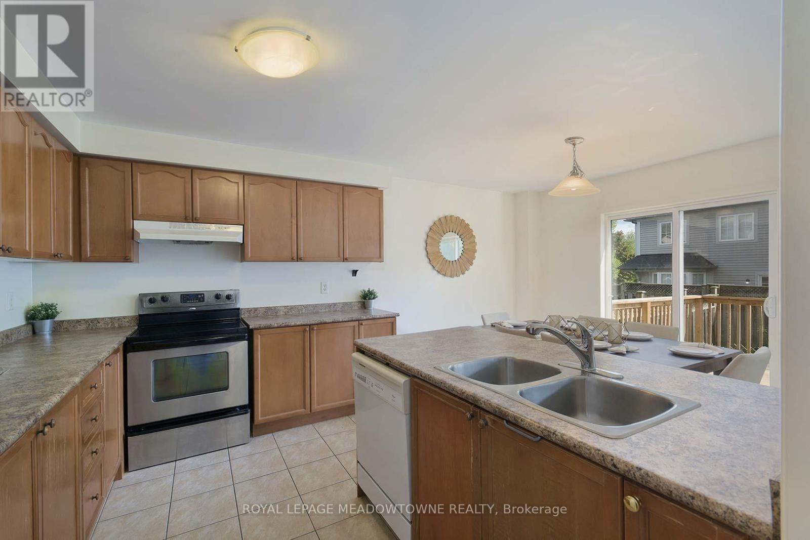 28 Norland Circle, Oshawa (Windfields), Ontario  L1L 0A6 - Photo 13 - E12770280