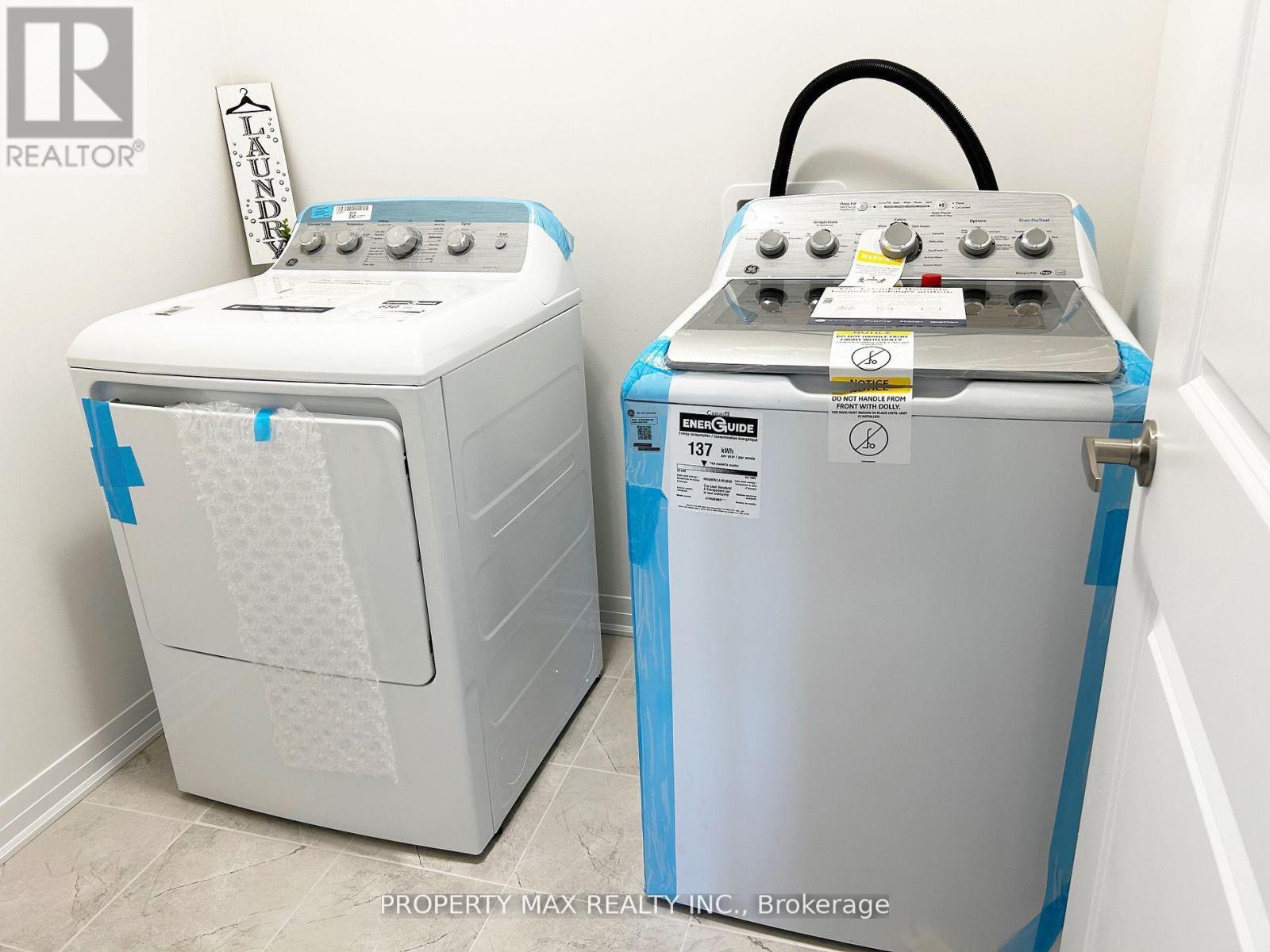 120 Port Crescent, Welland (Dain City), Ontario  L3B 0N2 - Photo 10 - X12770282