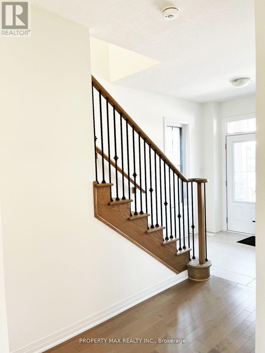 120 Port Crescent, Welland (Dain City), Ontario  L3B 0N2 - Photo 6 - X12770282