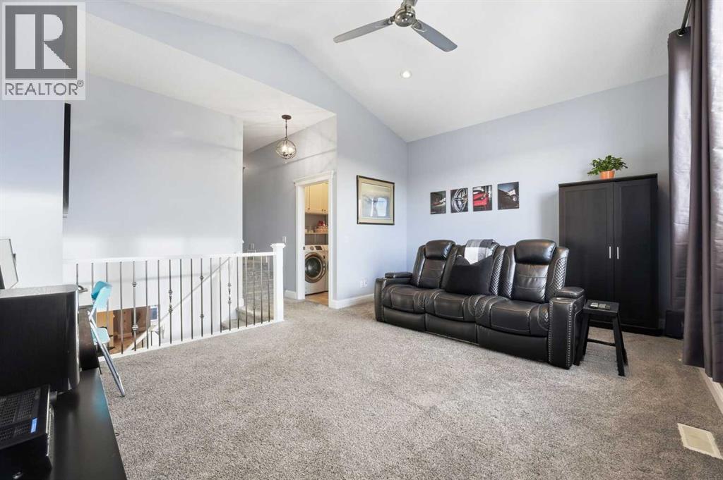 166 Fireside Bend, Cochrane, Alberta  T4C 0V7 - Photo 19 - A2276377