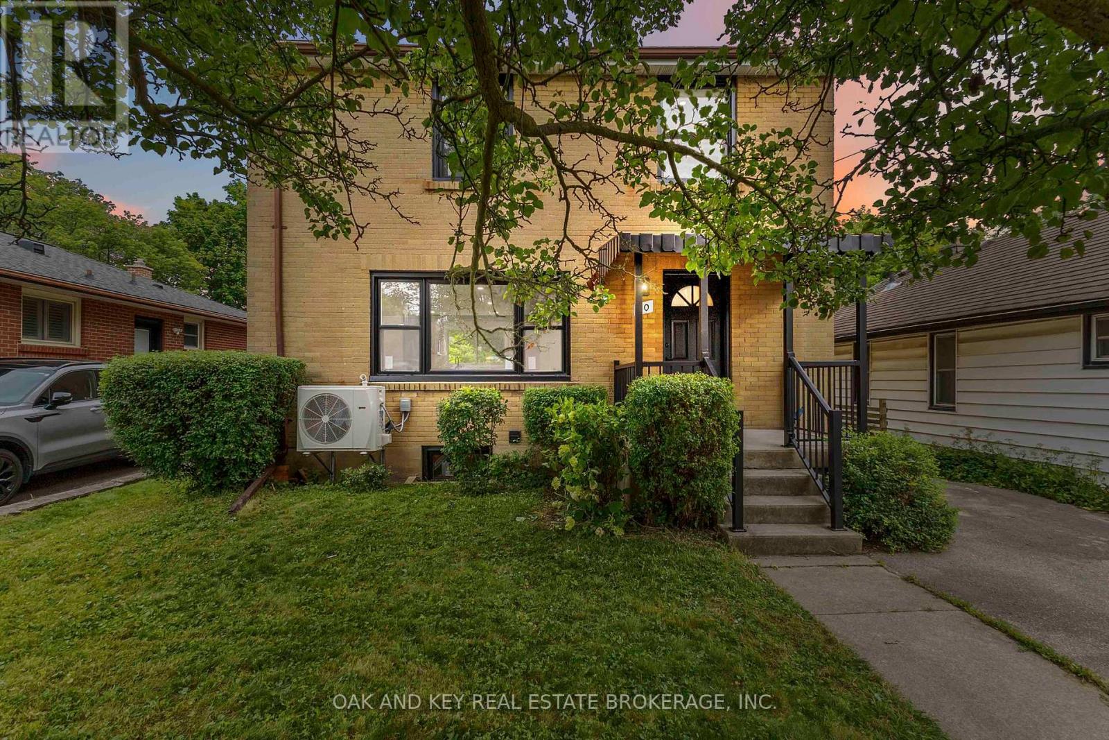 90 JACQUELINE STREET, London South, Ontario