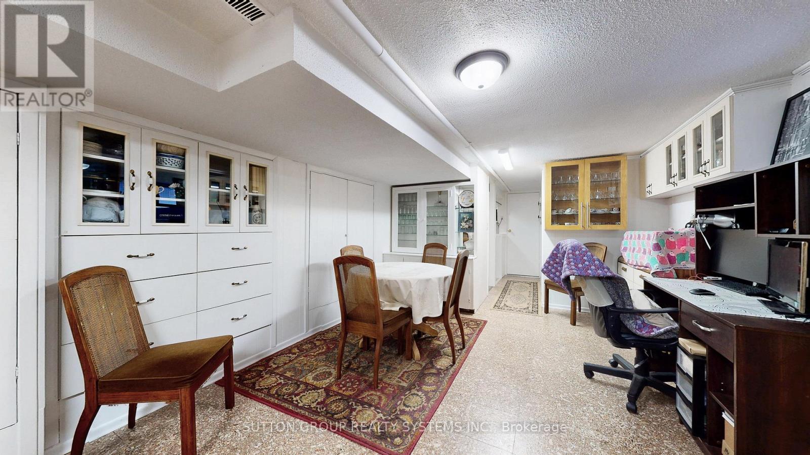 1180 Ossington Avenue, Toronto, Ontario  M6G 3W1 - Photo 32 - C12770302