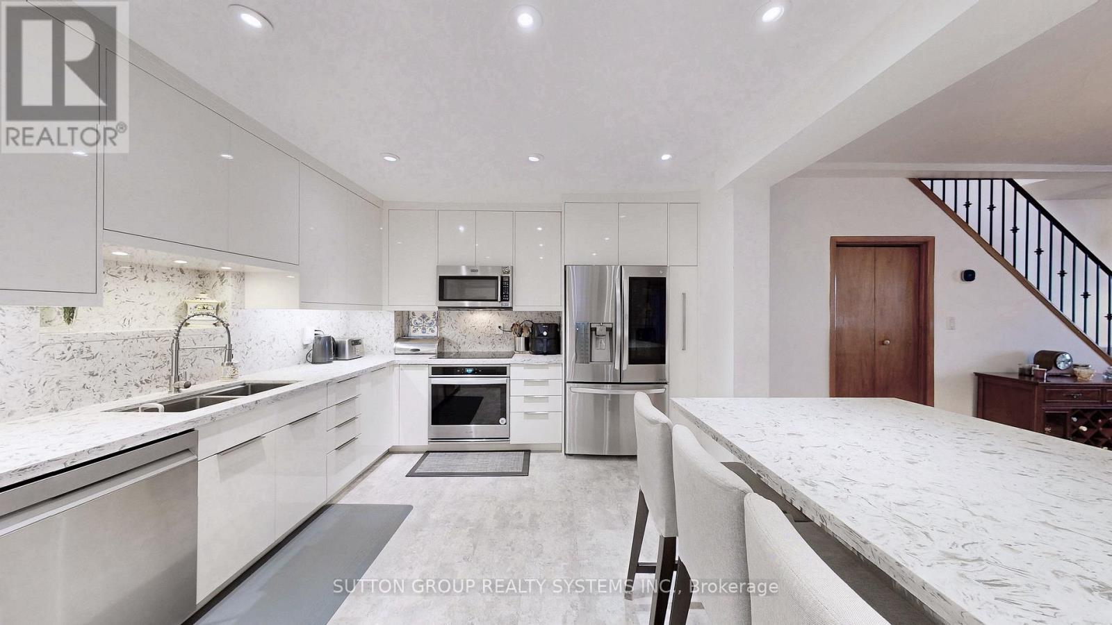 1180 Ossington Avenue, Toronto, Ontario  M6G 3W1 - Photo 9 - C12770302