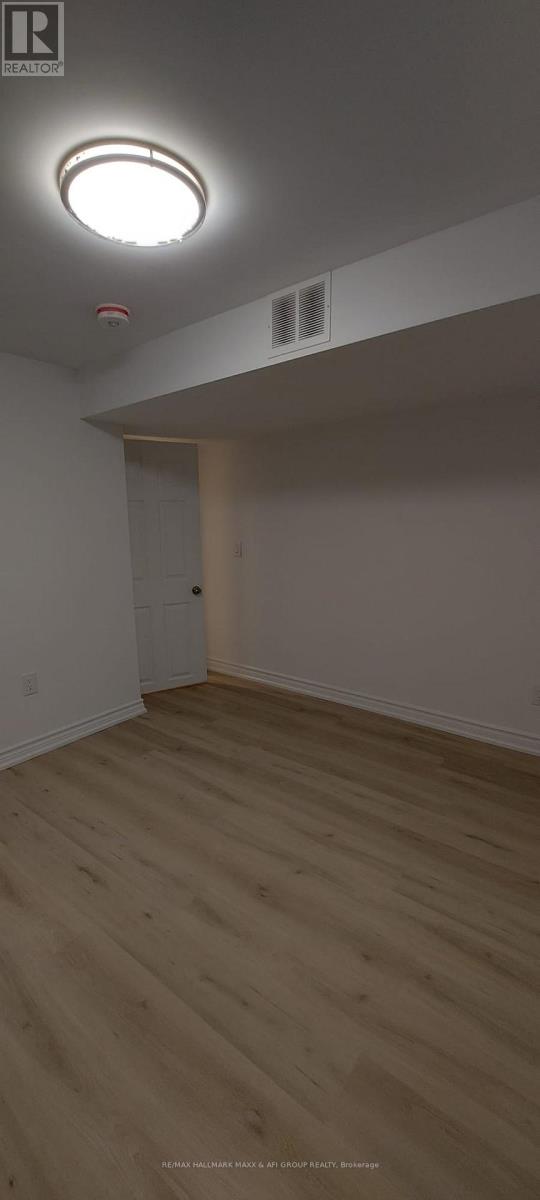 Lower - 568 Brownridge Drive, Vaughan, Ontario  L4J 6B5 - Photo 15 - N12770290