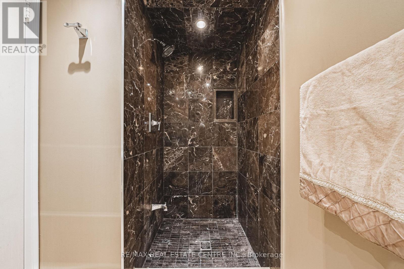 Ph1904 - 2155 Burnhamthorpe Road W, Mississauga (Erin Mills), Ontario  L5L 5P4 - Photo 26 - W12770284