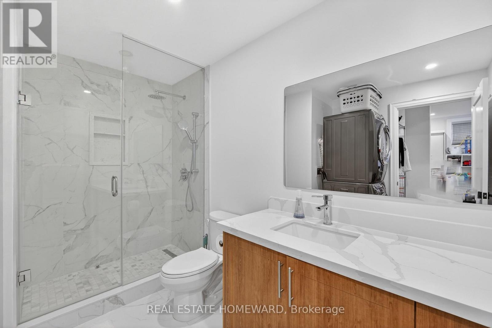 3329 Vernon Powell Drive, Oakville, Ontario  L6H 0Y4 - Photo 35 - W12770304