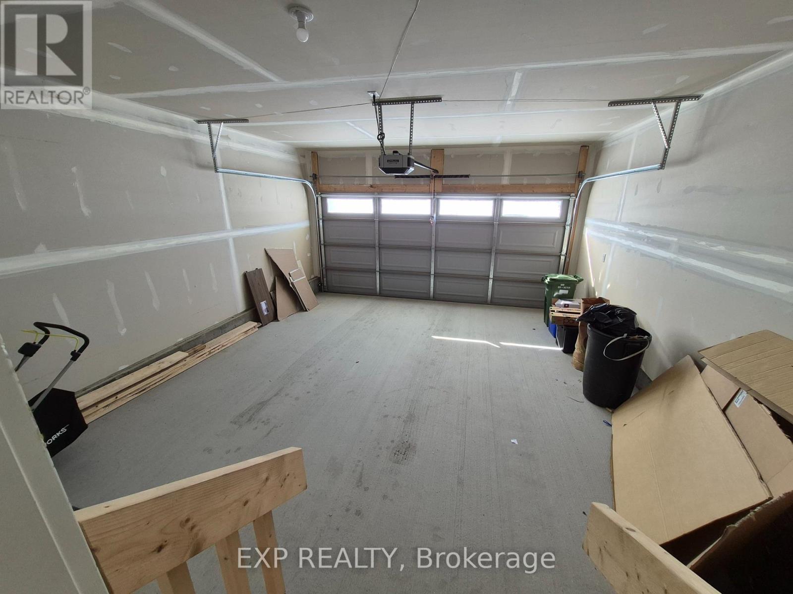 805 Pearly Everlasting Crescent, Ottawa, Ontario  K0A 2Z0 - Photo 11 - X12770332