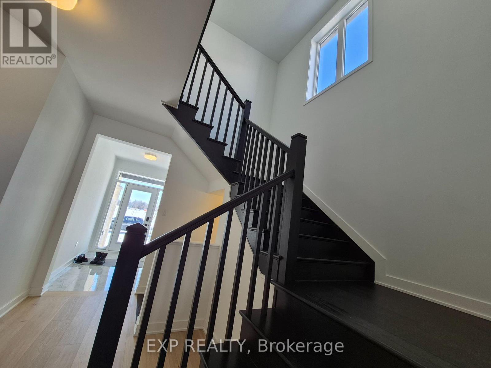 805 Pearly Everlasting Crescent, Ottawa, Ontario  K0A 2Z0 - Photo 12 - X12770332