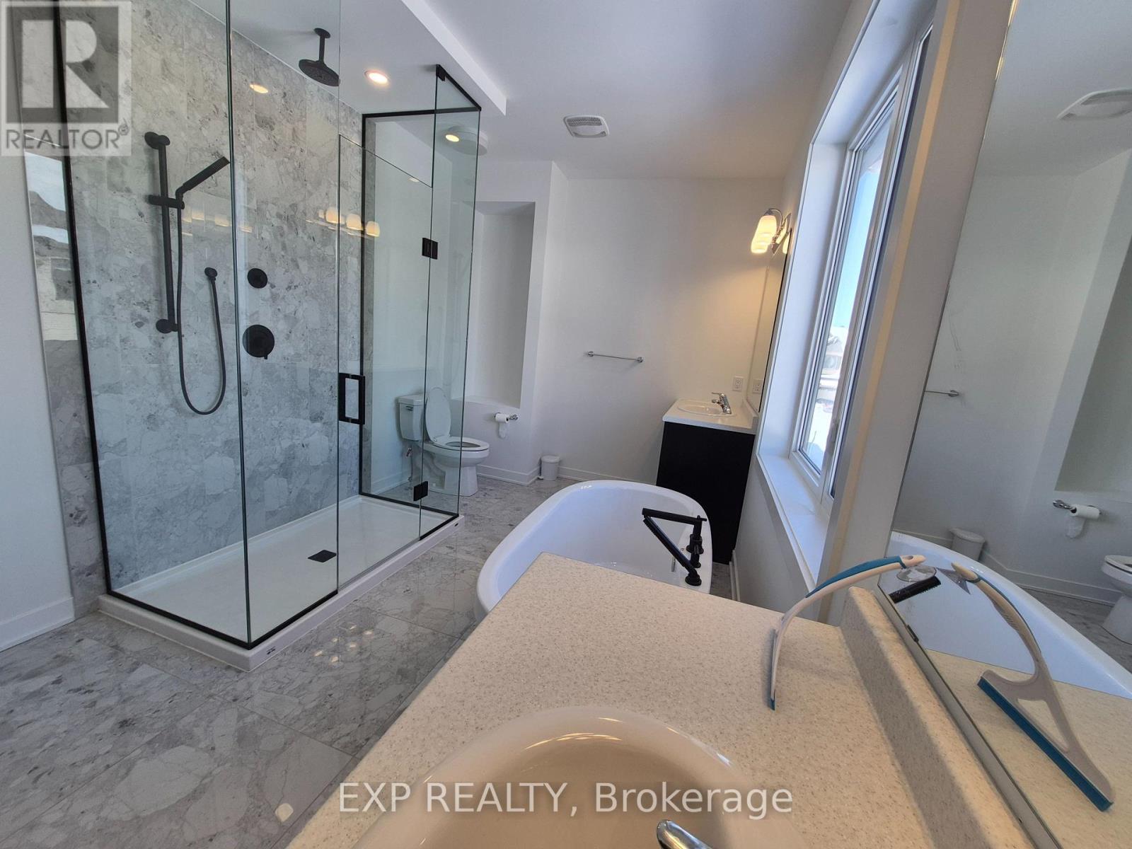 805 Pearly Everlasting Crescent, Ottawa, Ontario  K0A 2Z0 - Photo 16 - X12770332