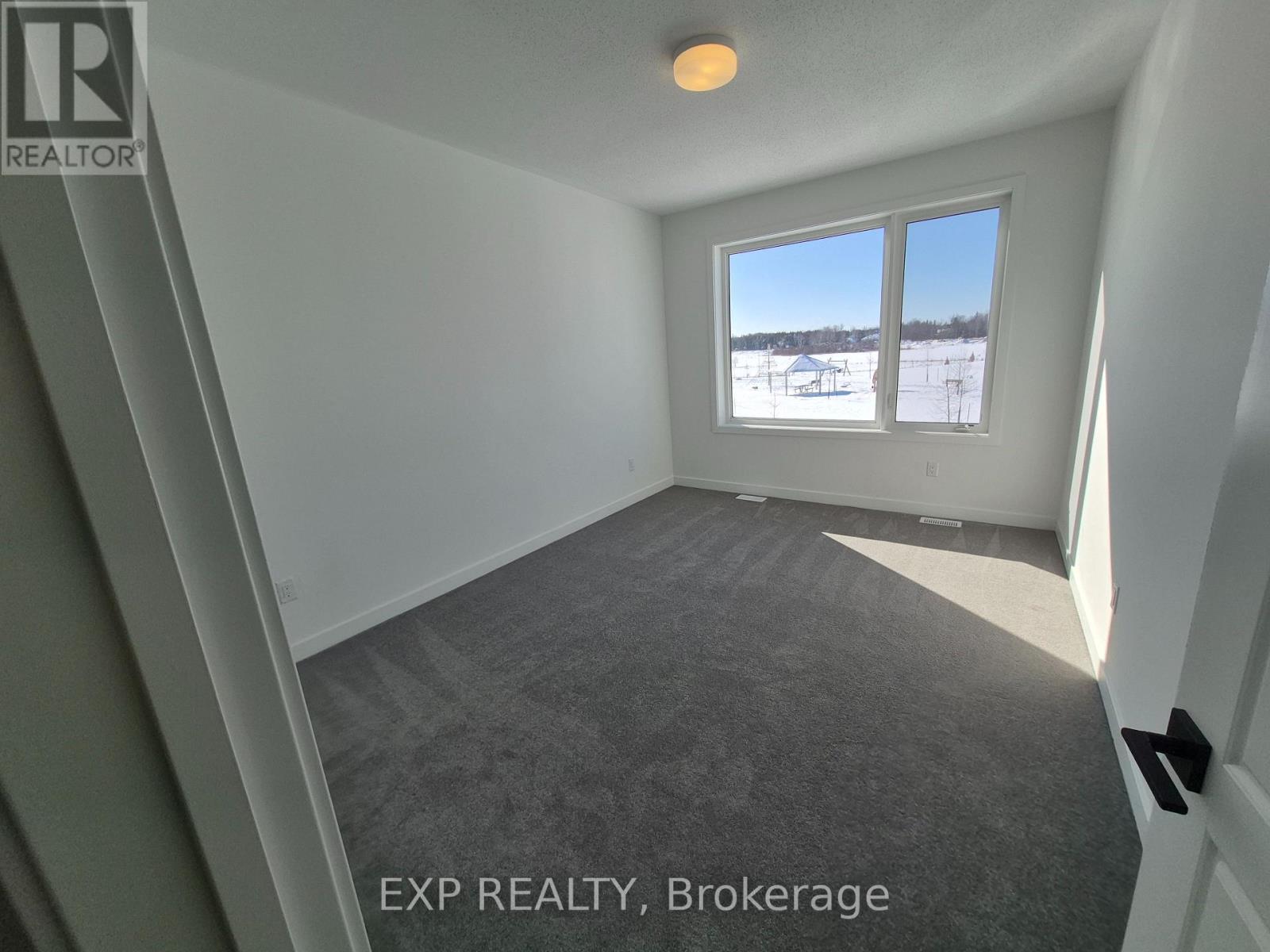 805 Pearly Everlasting Crescent, Ottawa, Ontario  K0A 2Z0 - Photo 19 - X12770332