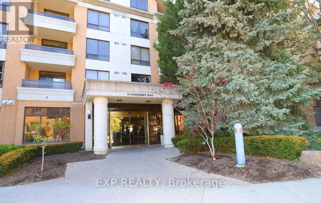 2207 - 18 SOMMERSET WAY, Toronto, Ontario
