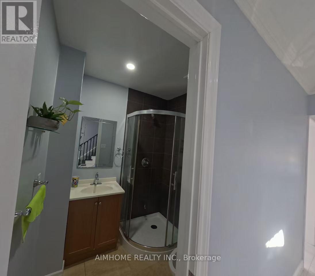 21 Halder Crescent, Markham, Ontario  L3R 7E9 - Photo 10 - N12770316