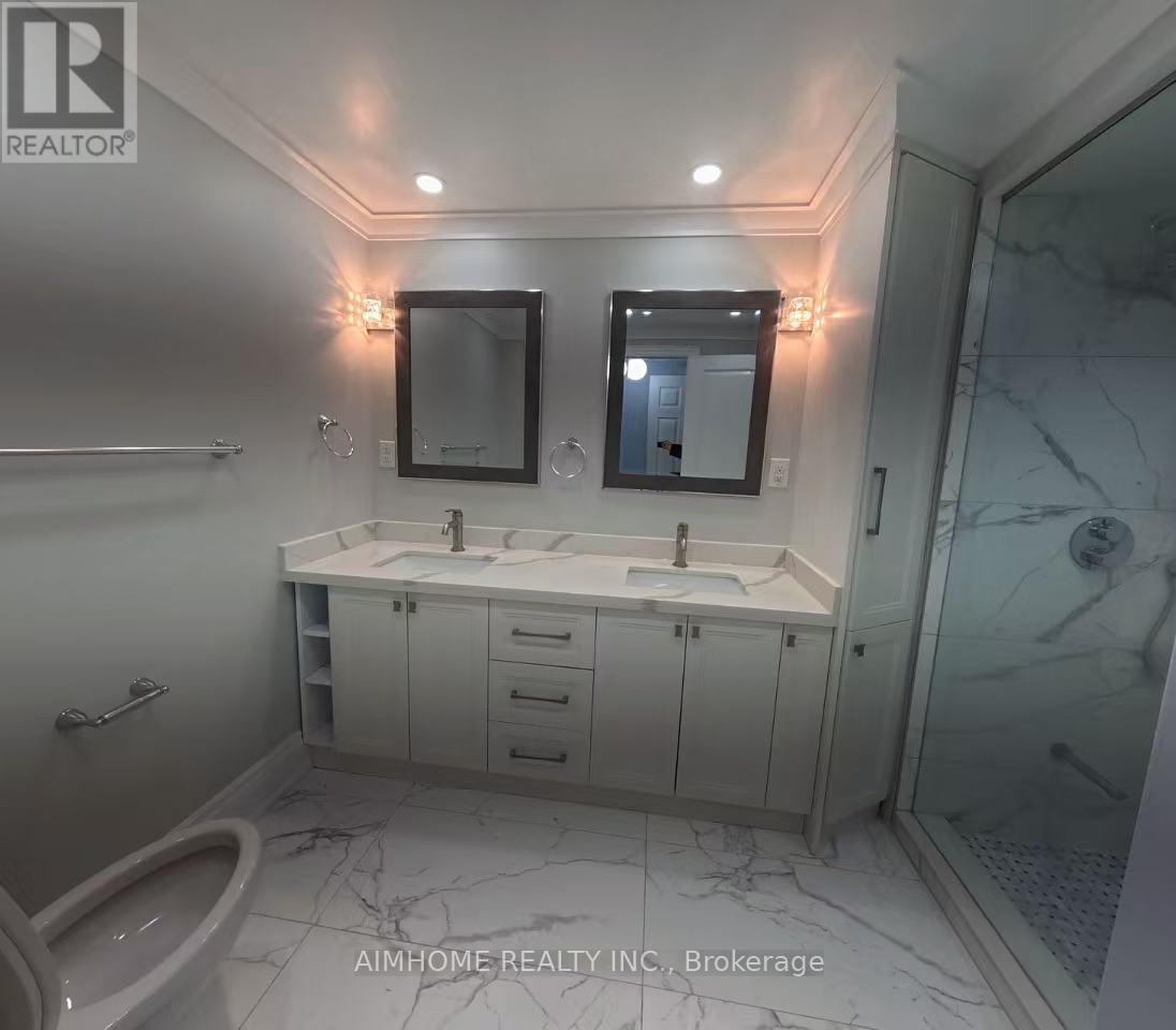 21 Halder Crescent, Markham, Ontario  L3R 7E9 - Photo 3 - N12770316