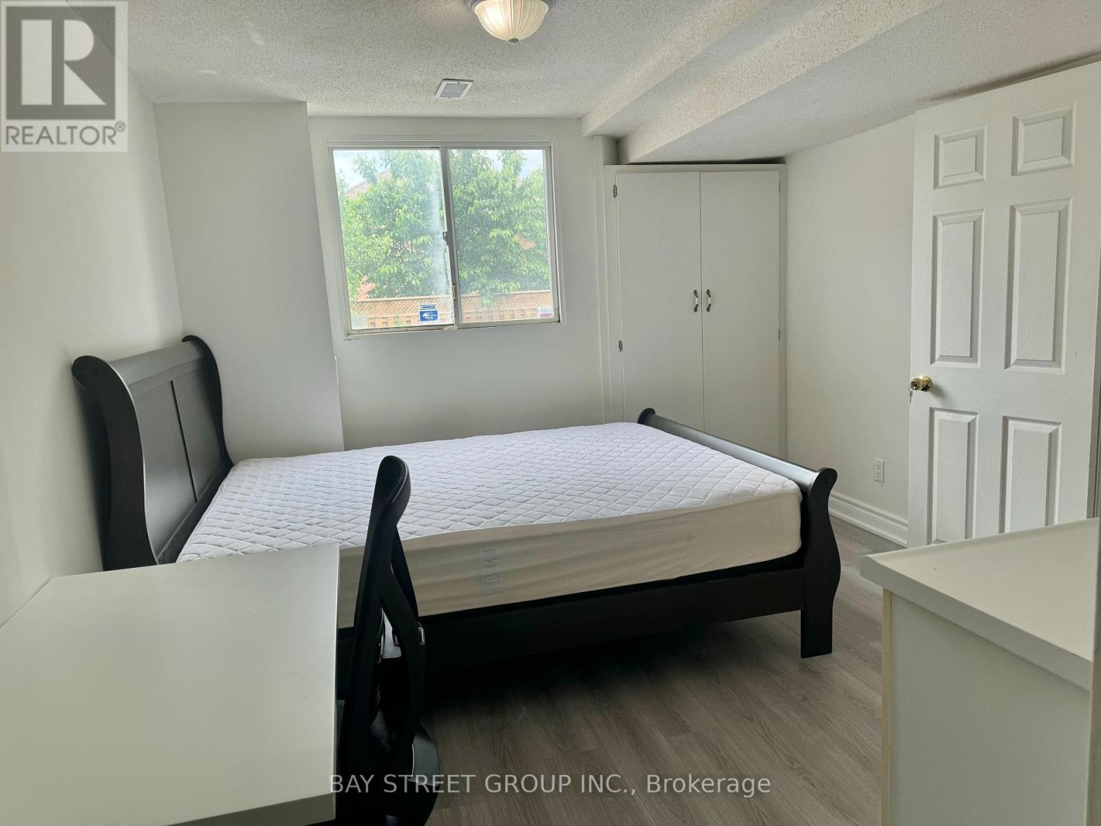 One Bedroom In Basement - 8 Queensgate Court, Markham, Ontario  L3R 8L5 - Photo 3 - N12770320