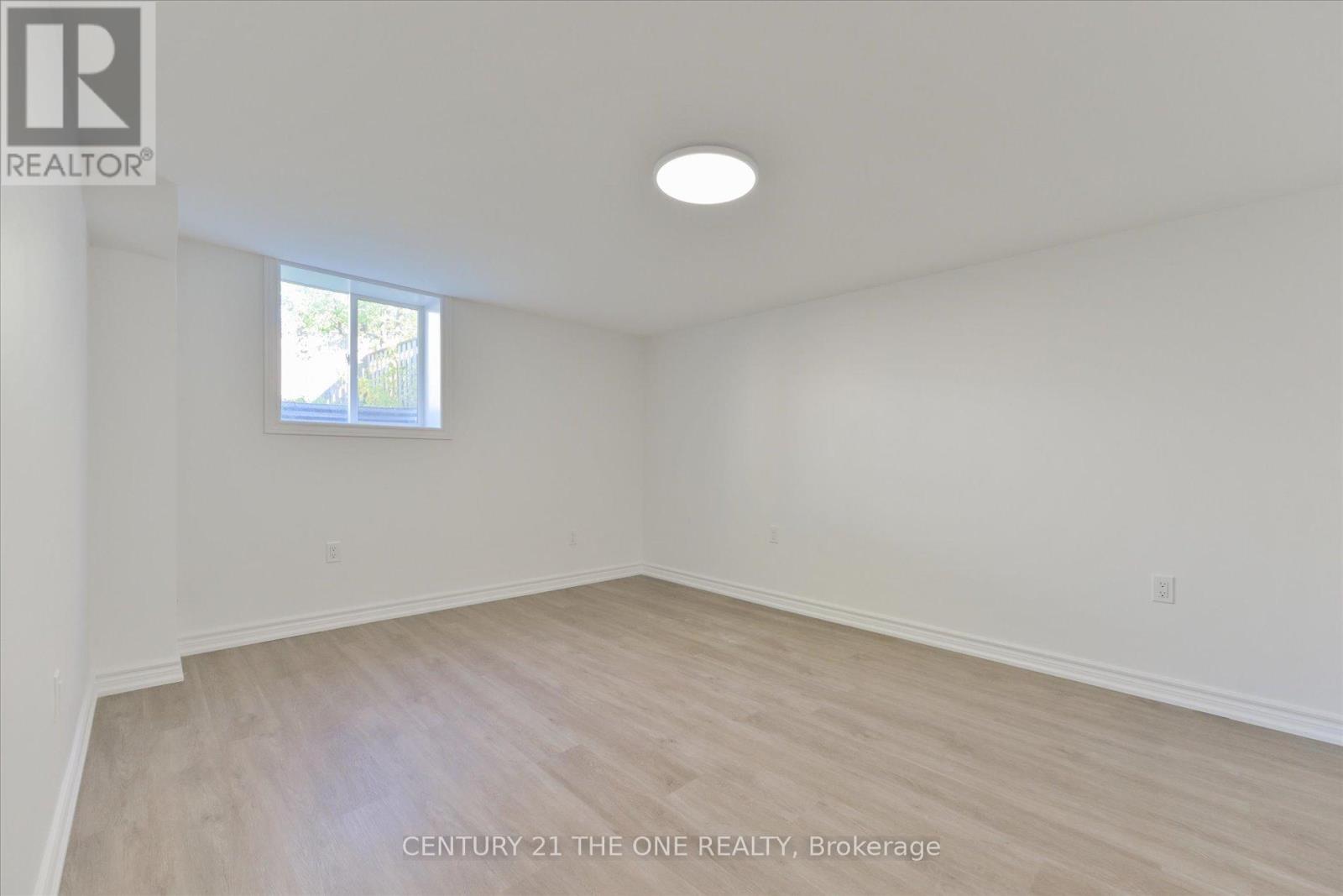 Basement - 421 Browndale Crescent, Richmond Hill, Ontario  L4C 3H9 - Photo 9 - N12770336