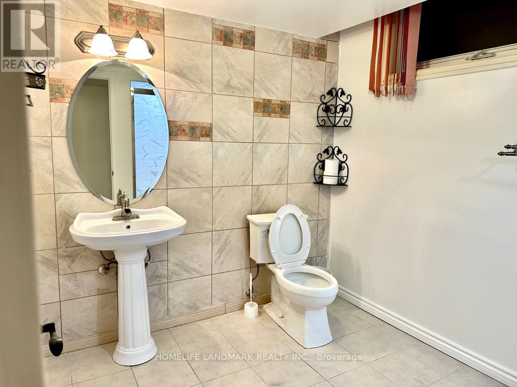 21 Kirkdale Crescent, Toronto, Ontario  M3B 2J7 - Photo 26 - C12770344