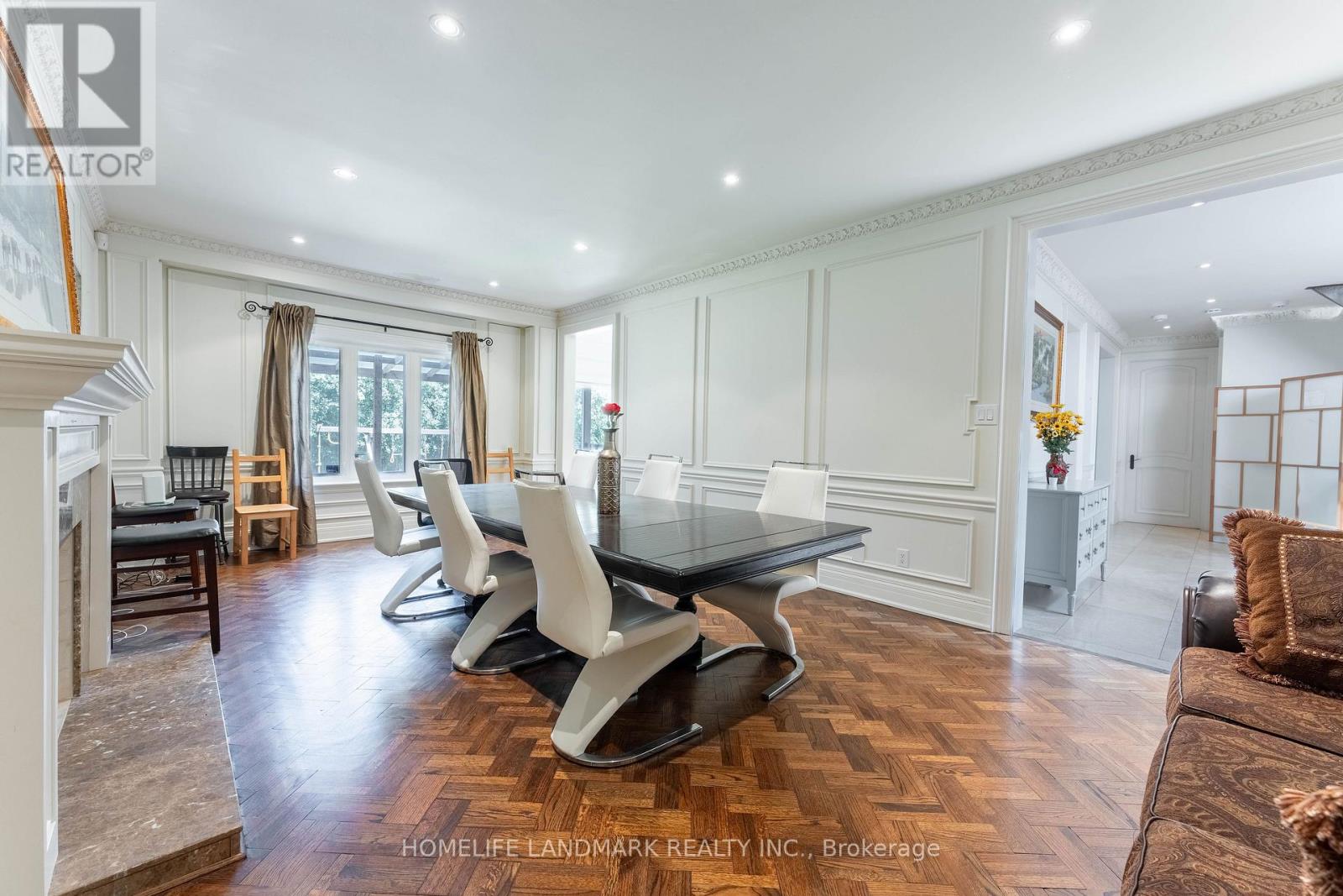 21 Kirkdale Crescent, Toronto, Ontario  M3B 2J7 - Photo 6 - C12770344