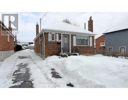 199 STRATHNAIRN AVENUE, Toronto, Ontario