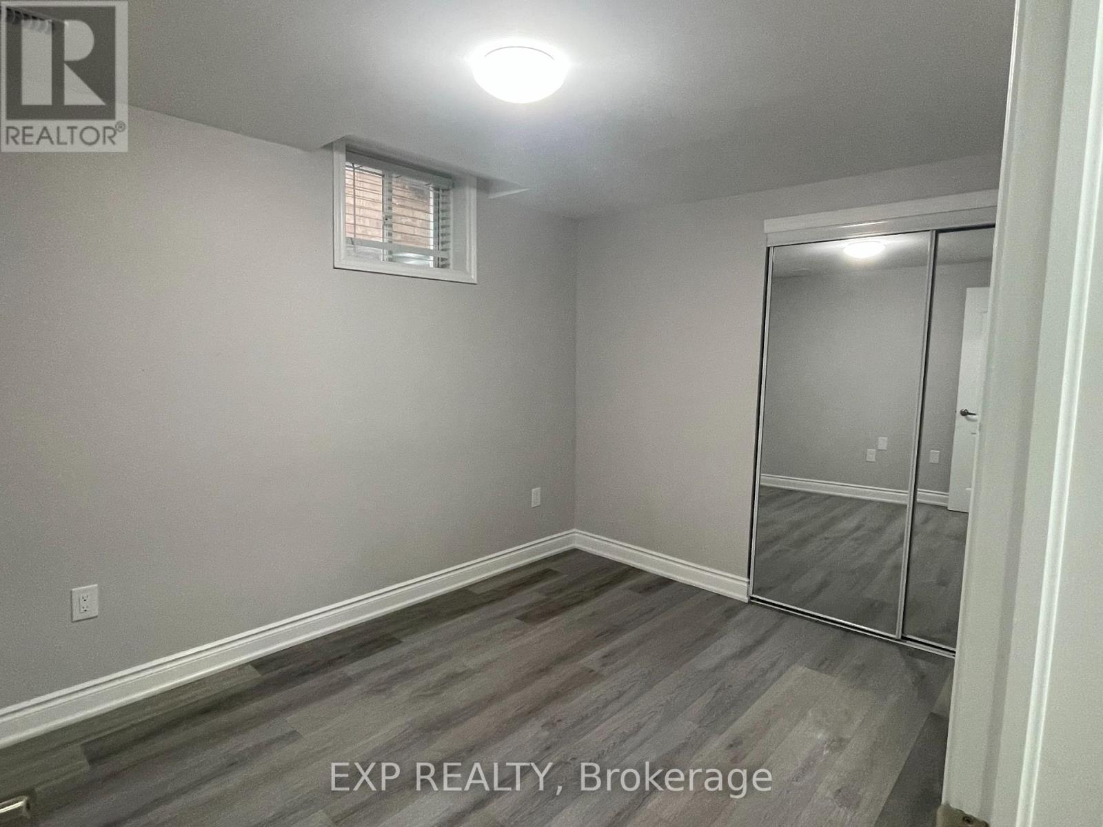 69 Gardenbrooke Trail, Brampton (Bram East), Ontario  L6P 3J3 - Photo 10 - W12770346