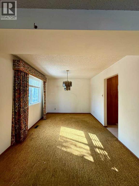 11027 Bradbury Drive Sw, Calgary, Alberta  T2W 1B1 - Photo 26 - A2260148