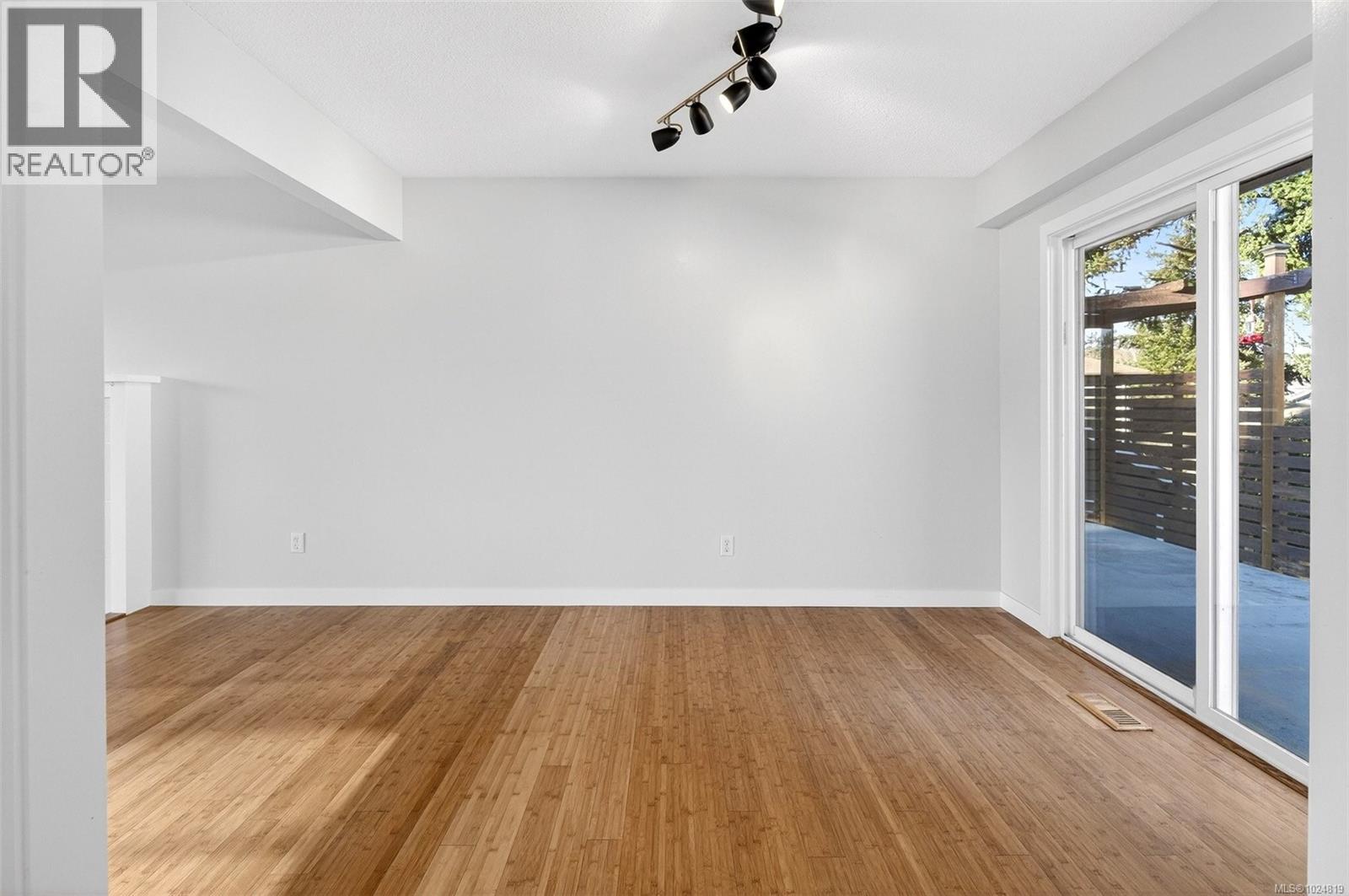 2424 Marlene Dr, Colwood, British Columbia  V9B 4L4 - Photo 11 - 1024819