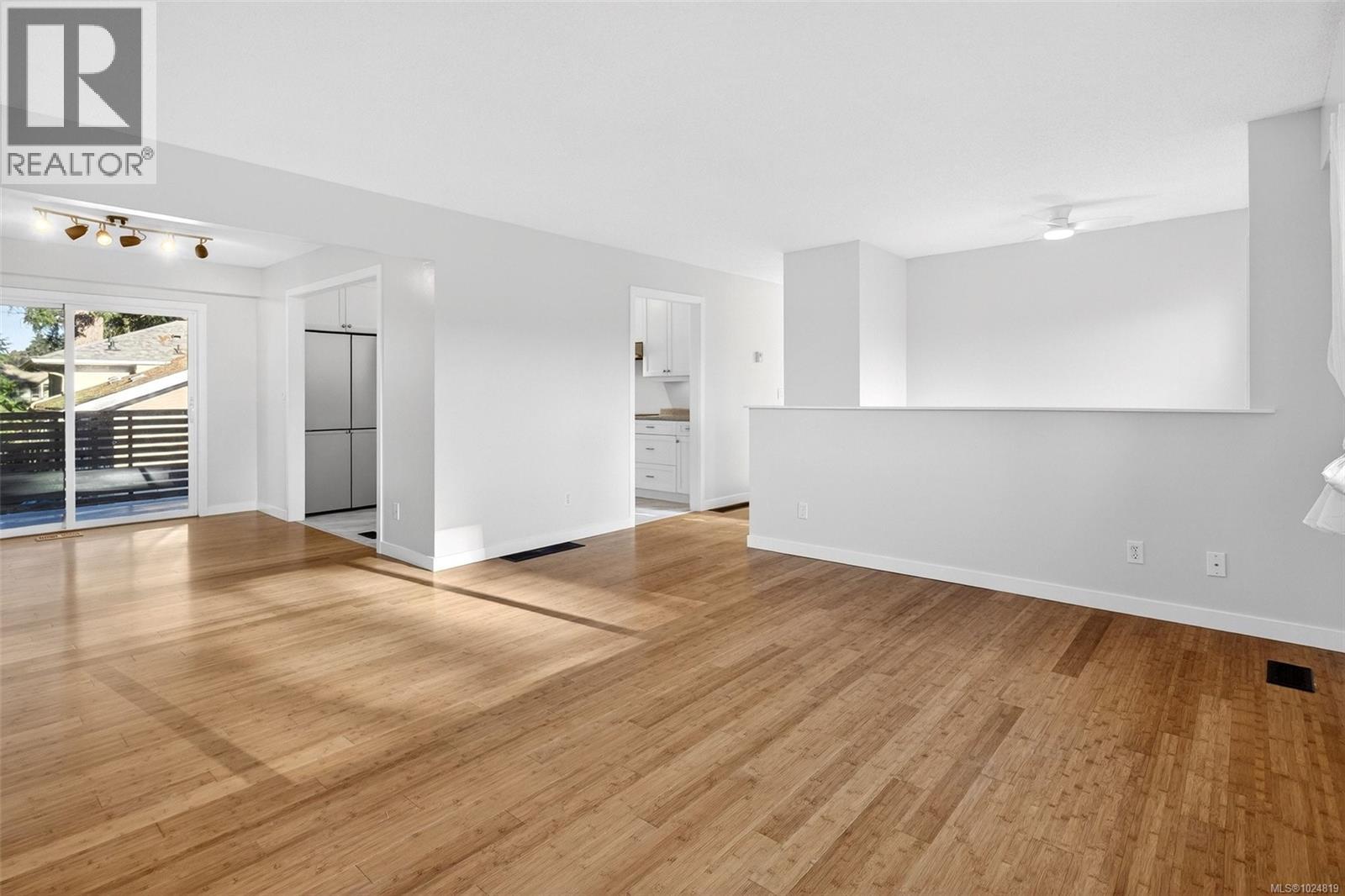 2424 Marlene Dr, Colwood, British Columbia  V9B 4L4 - Photo 8 - 1024819