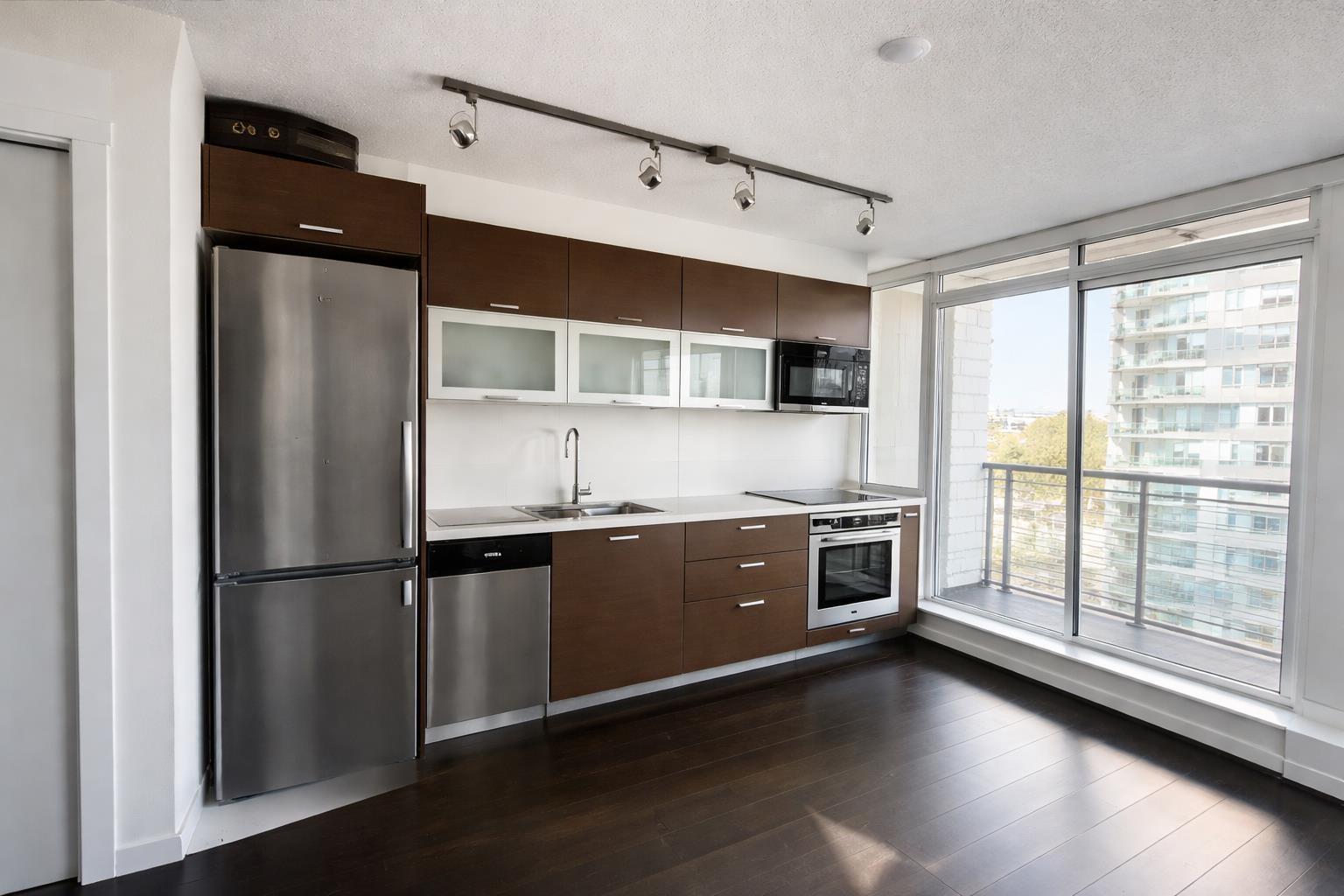 610 10777 University Drive, Surrey, British Columbia  V3T 0E6 - Photo 5 - R3085919