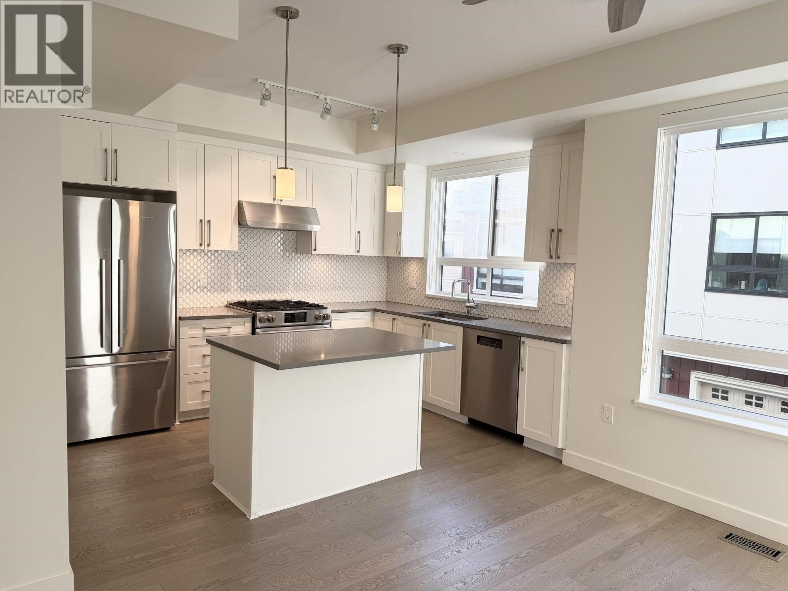 Listing Picture 6 of 21 : 27 10233 RIVER DRIVE, Richmond / 烈治文 - 魯藝地產 Yvonne Lu Group - MLS Medallion Club Member