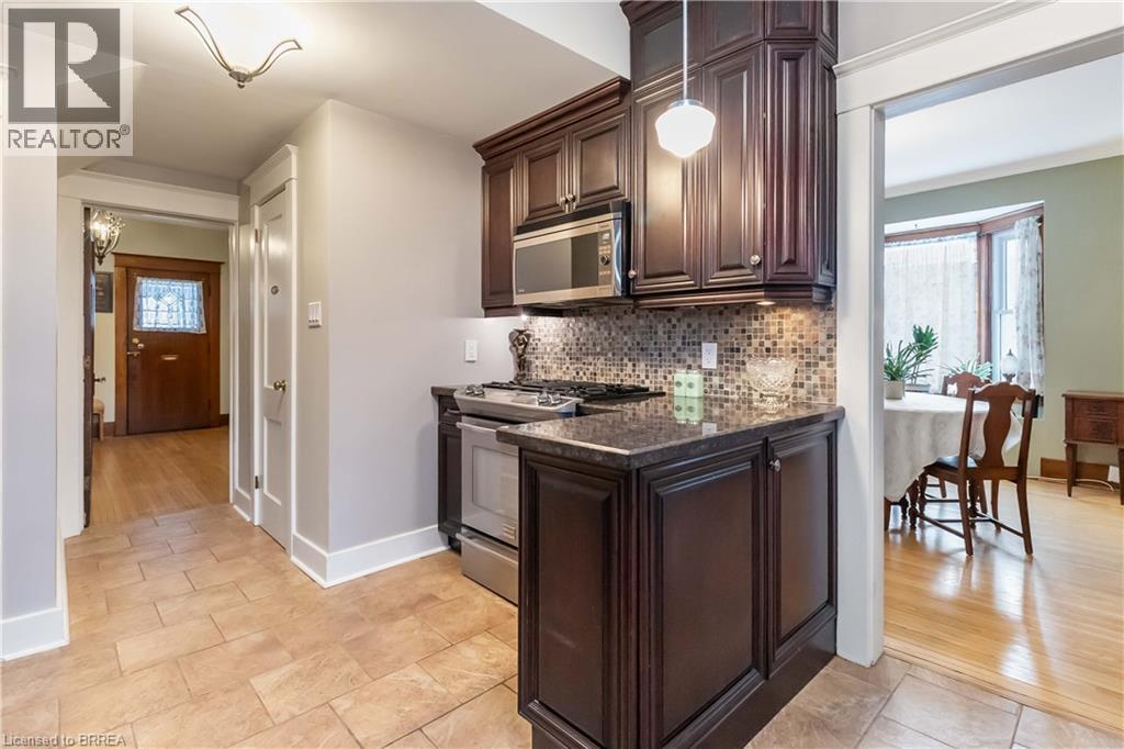 204 Brant Avenue, Brantford, Ontario  N3T 3H9 - Photo 17 - 40800366