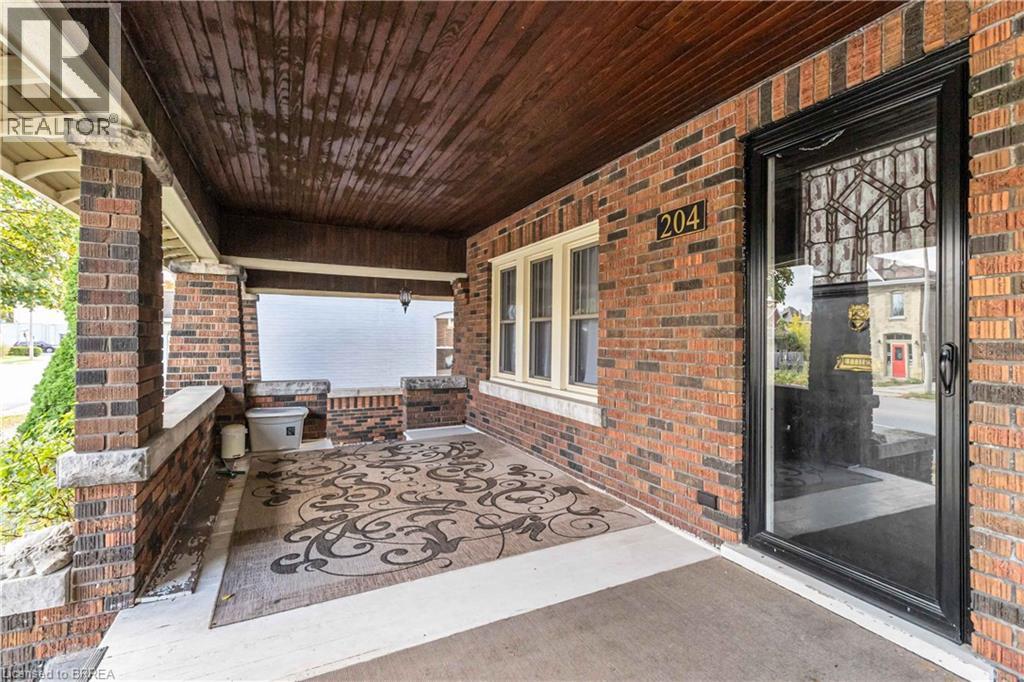204 Brant Avenue, Brantford, Ontario  N3T 3H9 - Photo 3 - 40800366