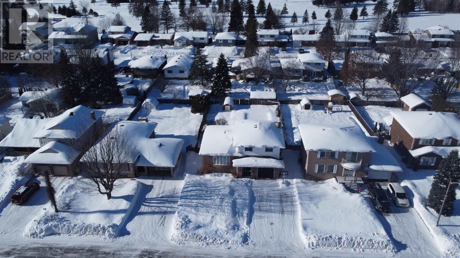 121 Centennial Ave, Sault Ste. Marie, Ontario  P6A 5B2 - Photo 47 - SM260092