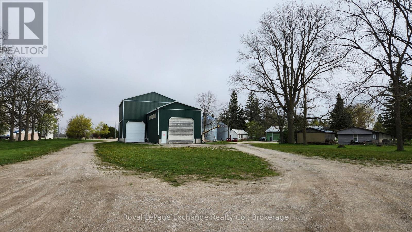 2 Malcolm Street, Huron-Kinloss, Ontario  N0G 2R0 - Photo 4 - X12770390
